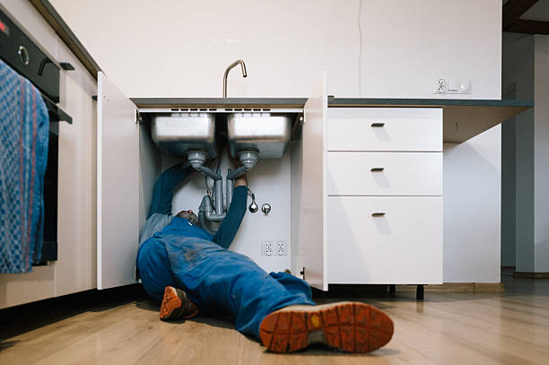 Professional Leak Detection technician working in Kaufman, TX